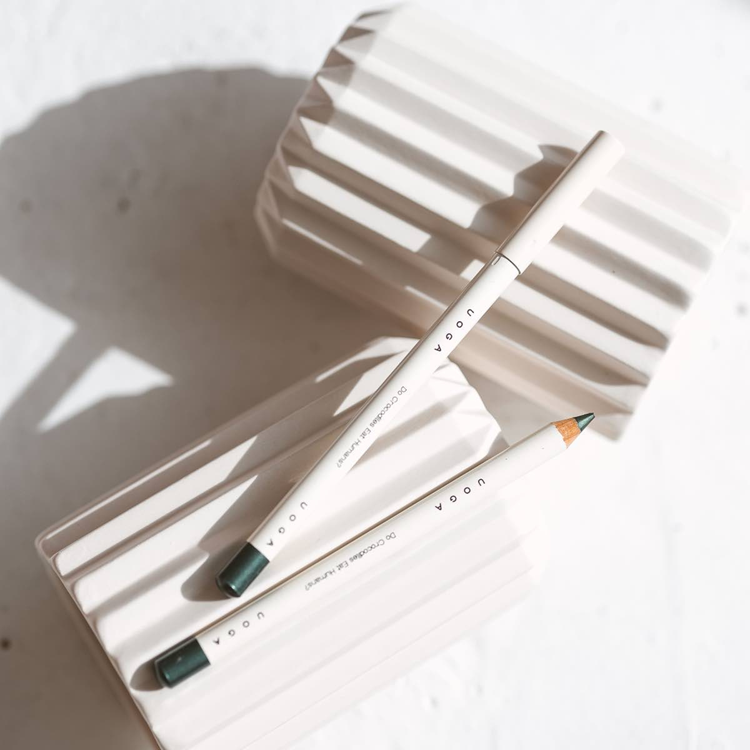 Uoga Uoga Super Soft Eye Pencil Do Crocodiles Eat Humans? (Emerald Green)