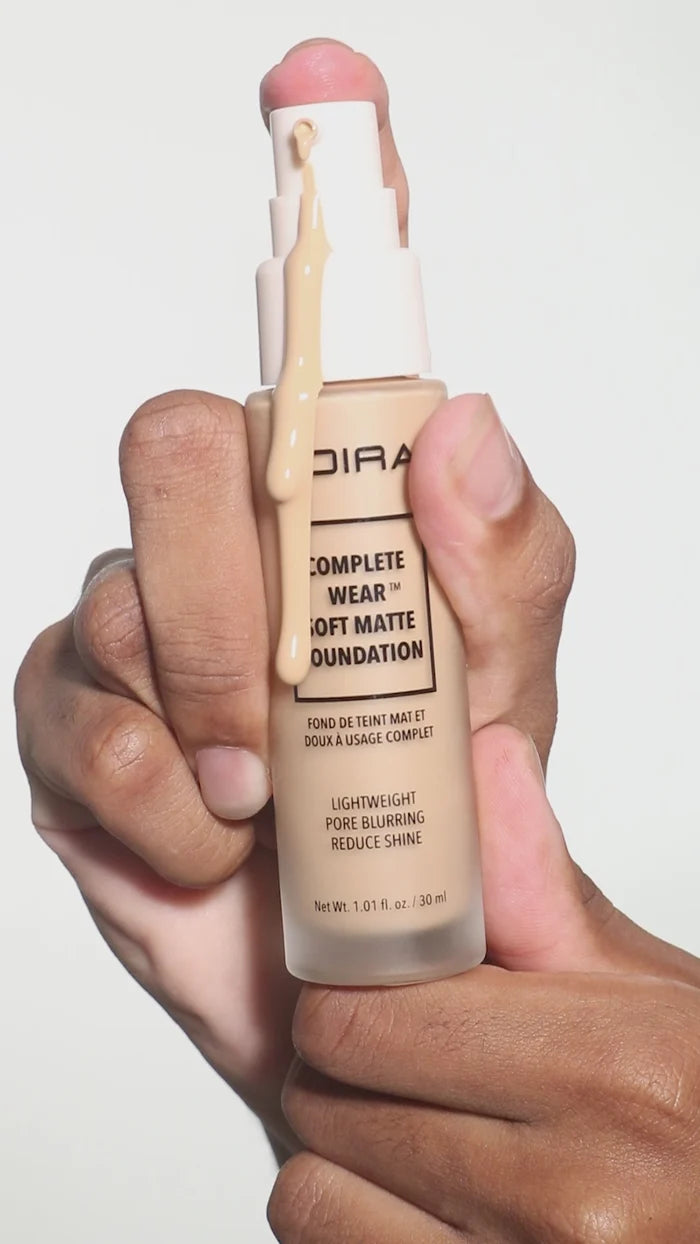 Moira Complete Wear™ Soft Matte Foundation - 450W