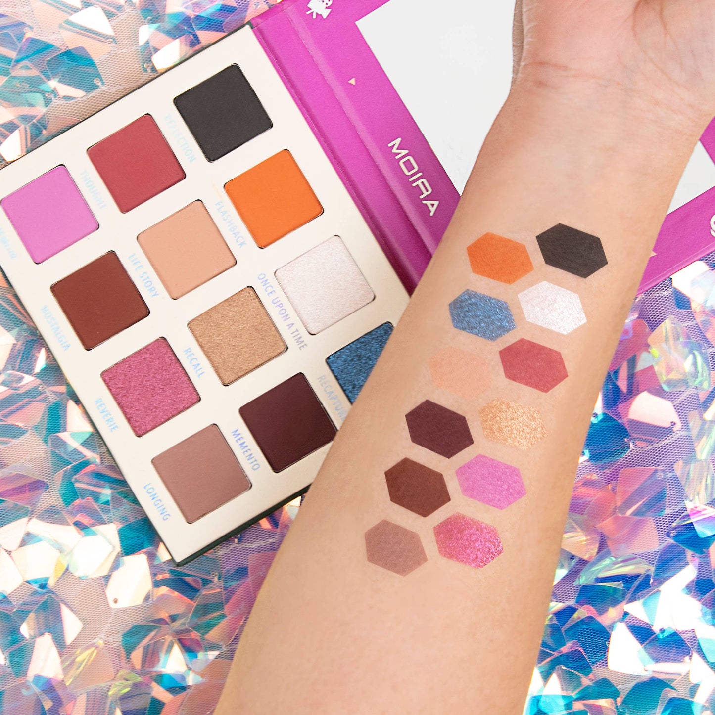 Moira Weekend Vibes - Live In The Moment Eyeshadow Palette 004
