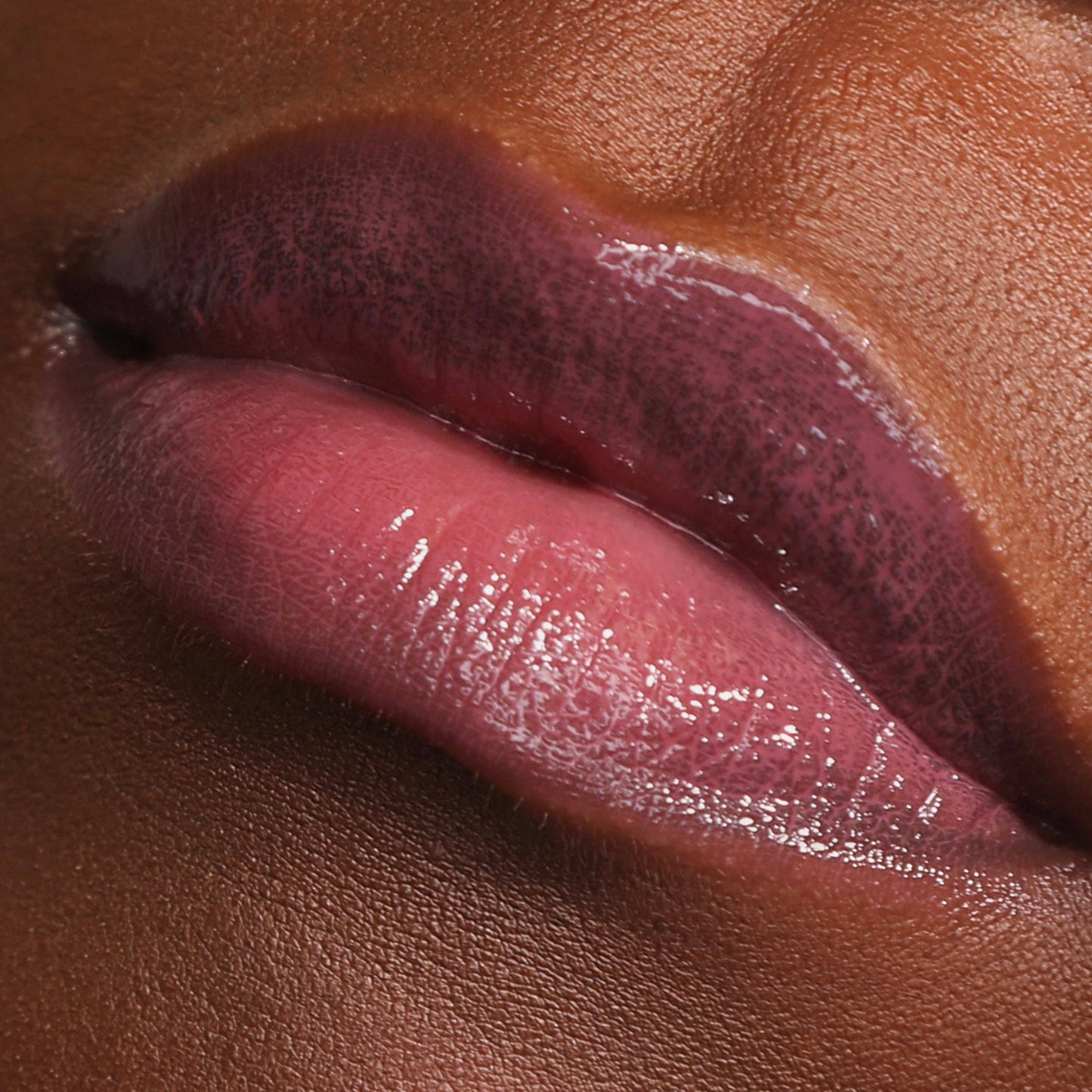 Moira Glow Getter Hydrating Lip Oil - Only Smooches 012