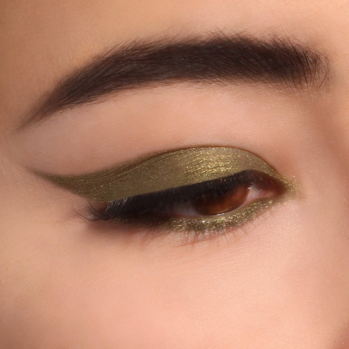 Moira Statement Shimmer Liner - Golden Olive 004