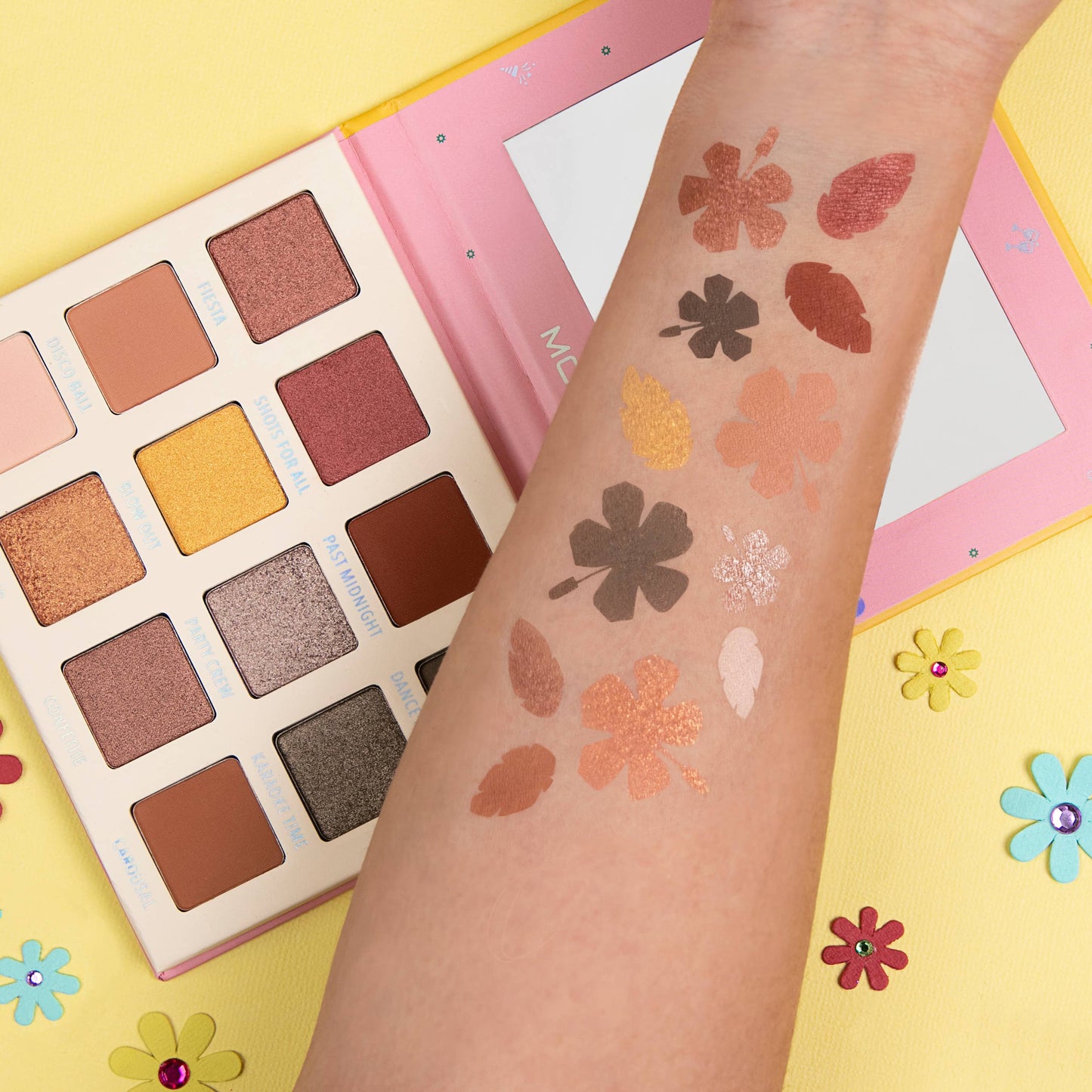 Moira Weekend Vibes - About Last Night Eyeshadow Palette 003