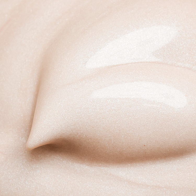 Uoga Uoga Comet Tail Illuminating primer
