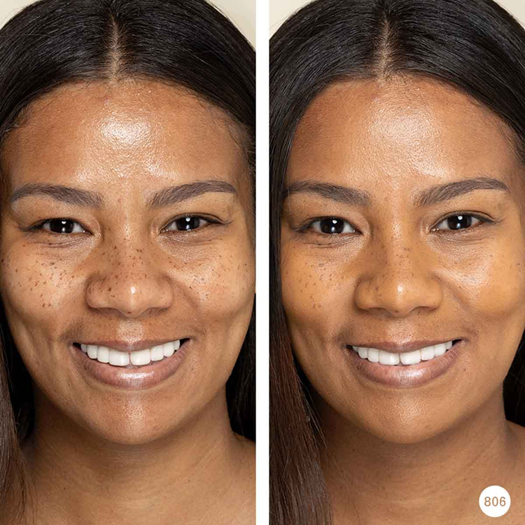 Uoga Uoga Foundation Powder Goddess of Gold 806