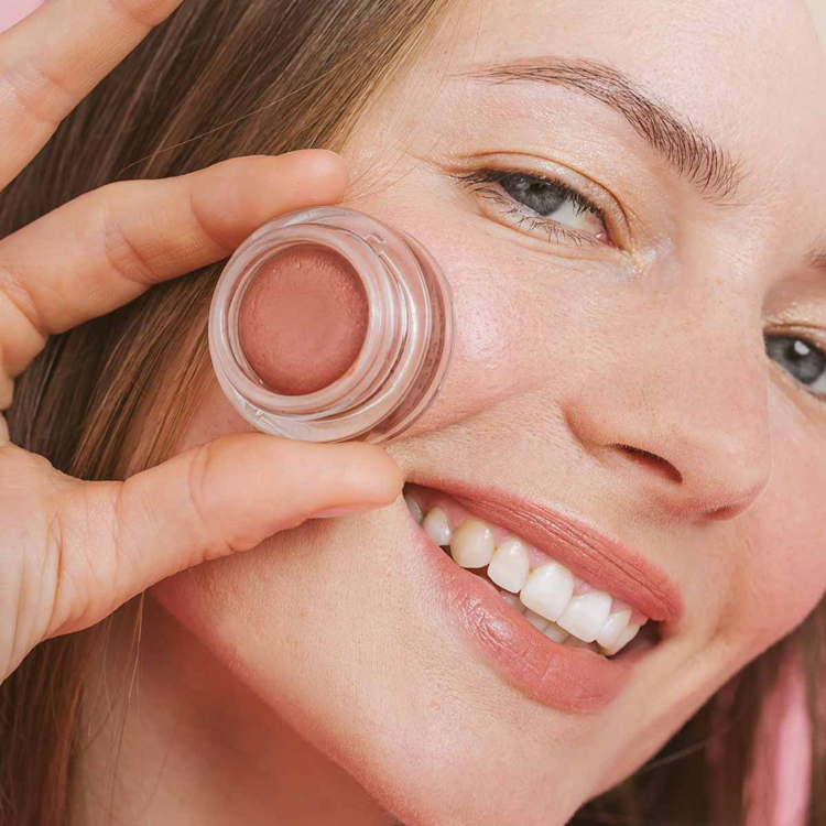Uoga Uoga - Lip and Cheek Apricot 602
