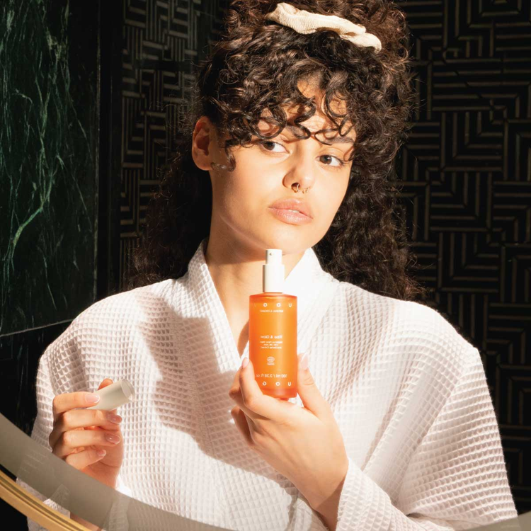 Uoga Uoga Rise & Glow Cleanser