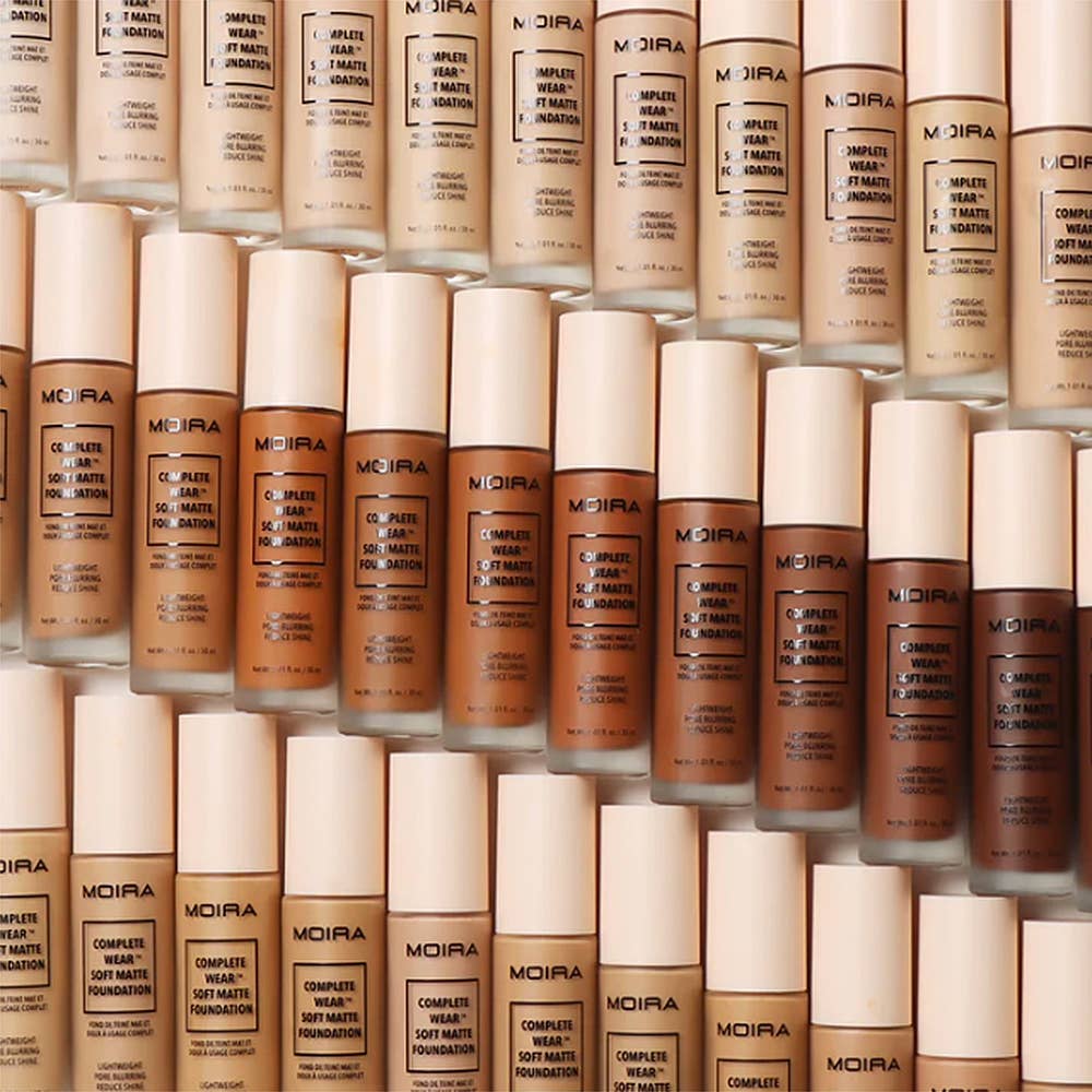 MOIRA COMPLETE WEAR SOFT MATTE FOUNDATION, MO CMF: #250