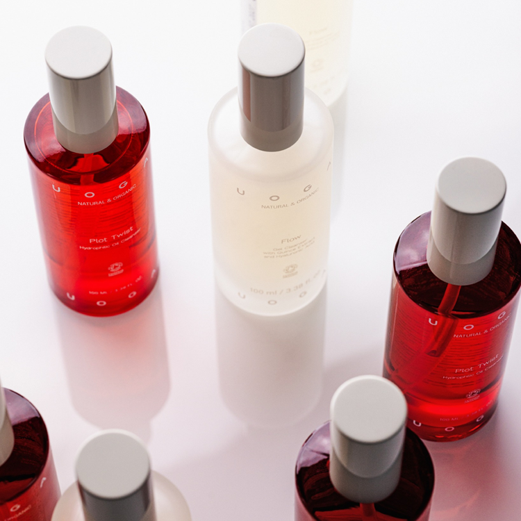 Uoga Uoga Plot Twist Hydrophilic Oil Cleanser