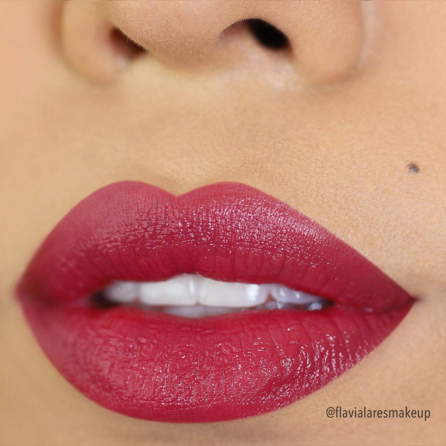 Moira Signature Lipstick - Hibiscus 008