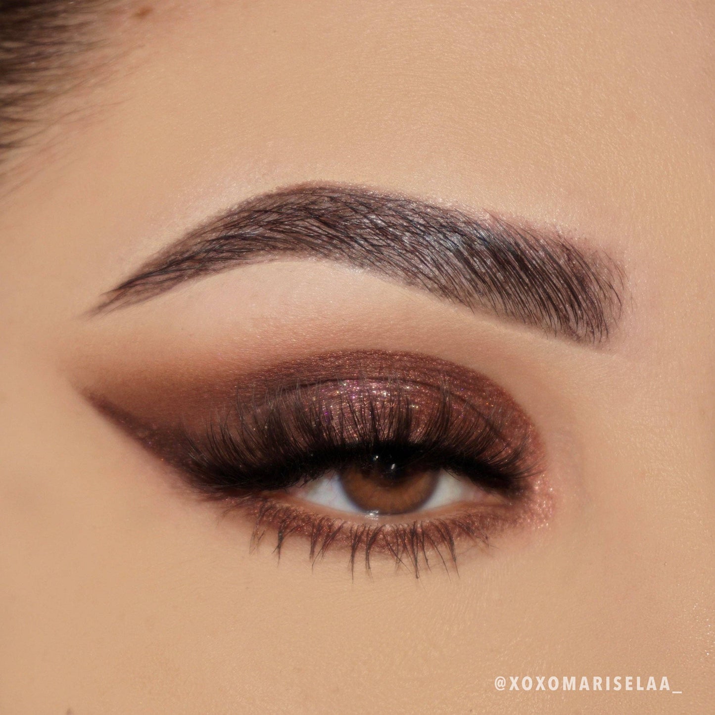 Moira At Glance Stick Shadow - Satin Plum 012