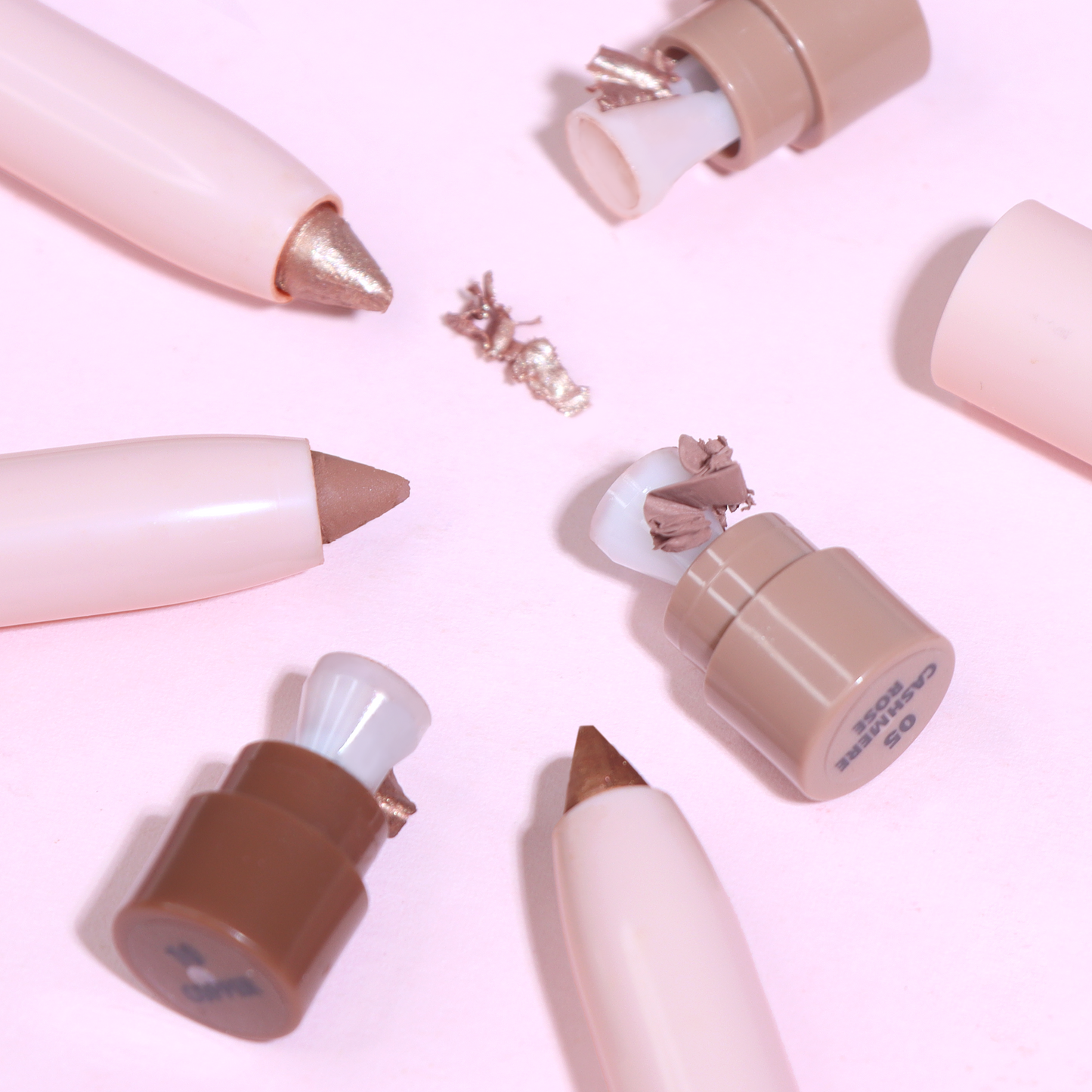 Moira At Glance Stick Shadow - Natural Beige 004