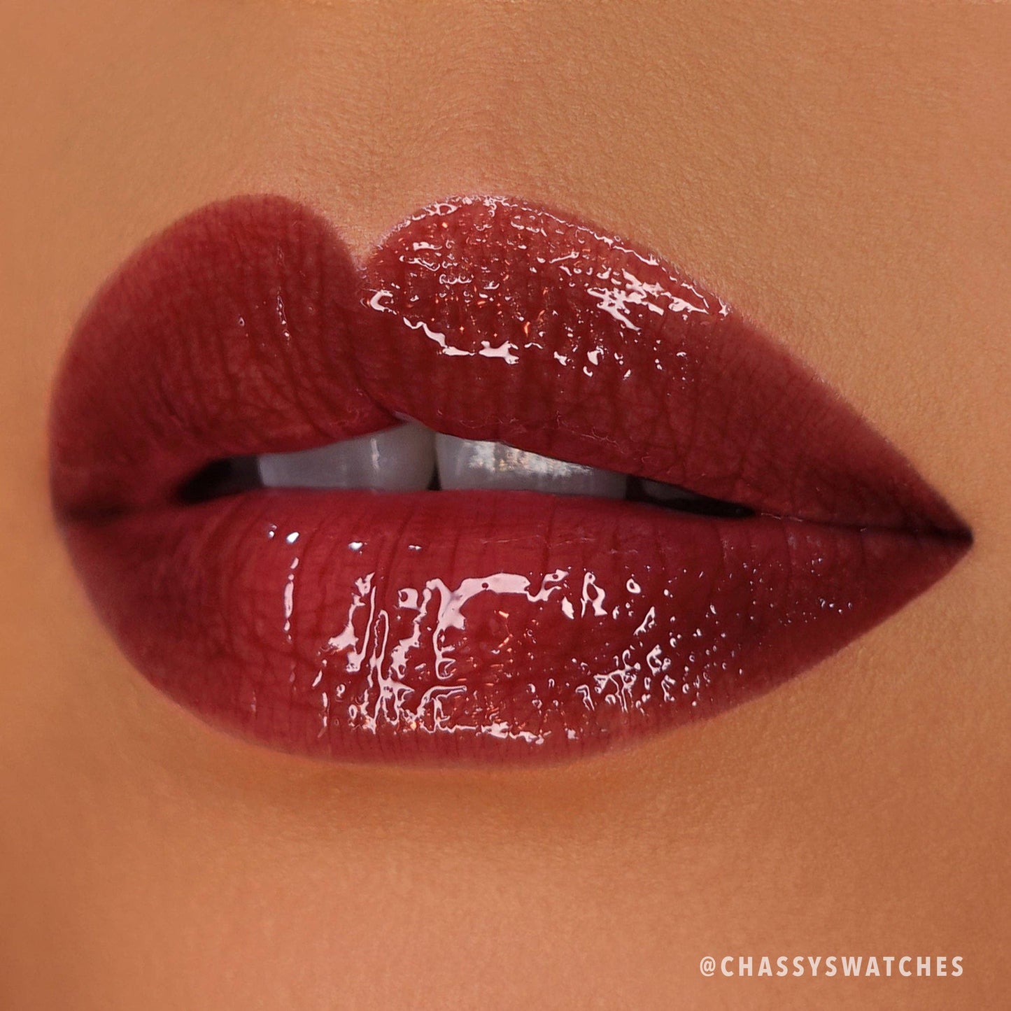 Moira Glow Getter Hydrating Lip Oil - Teaberry 015