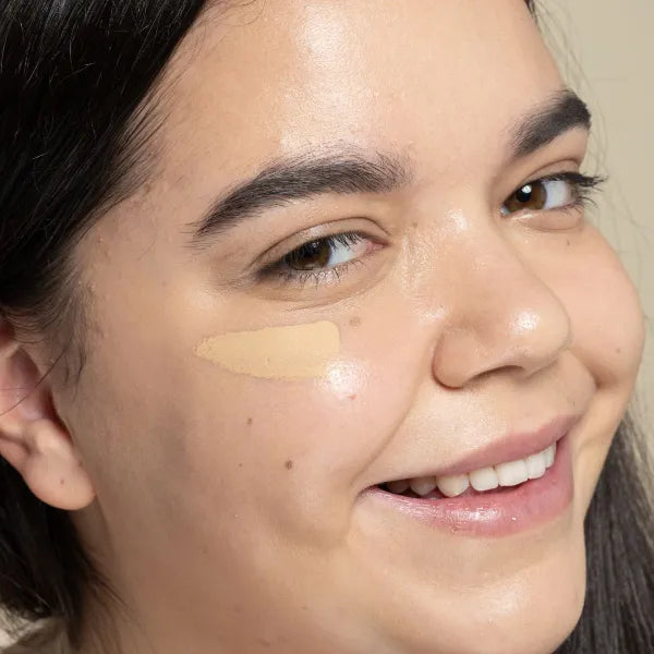 Uoga Uoga Concealer 672 - Invisible Hero No. 2