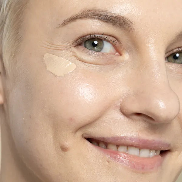 Uoga Uoga Concealer 671 - Invisible Hero No. 1