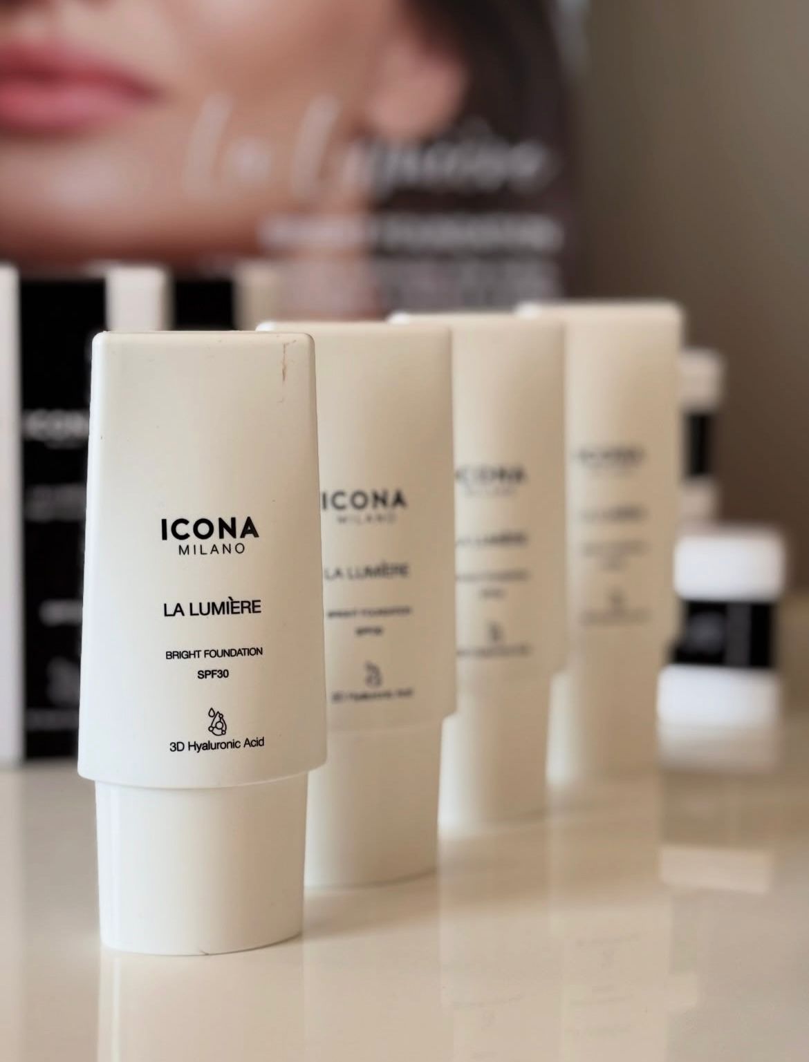 Icona Foundation La Lumiére SPF 30 - Beige 04