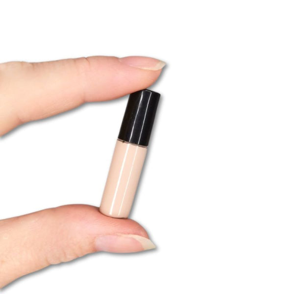 Cover Up Liquid Concealer Light