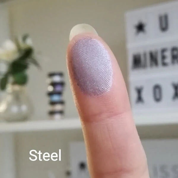 Minerale oogschaduw Steel