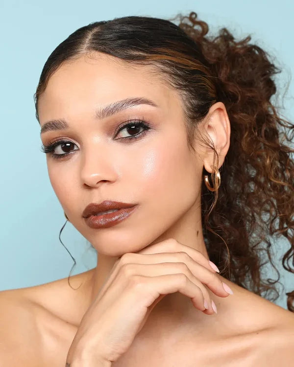 Moira Chic Satin Lipstick - Modern 005